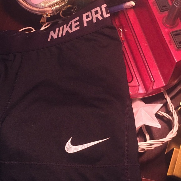 Spandex - Picture 2 of 3